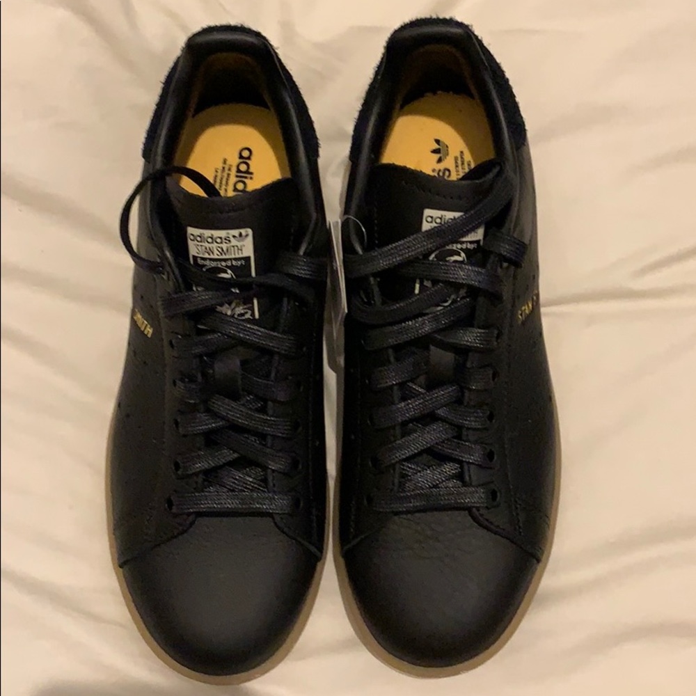 Adidas Women’s Stan Smith Shoes - Gum sole